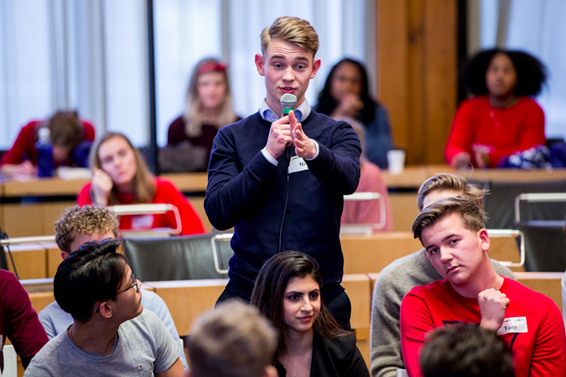 Provinciale voorrondes scholieren-debatcompetitie
