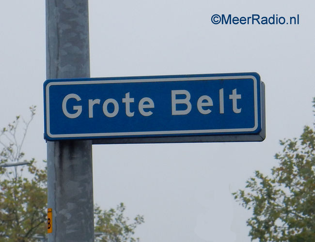 Botsing zorgt voor chaos op Hoofddorps kruispunt