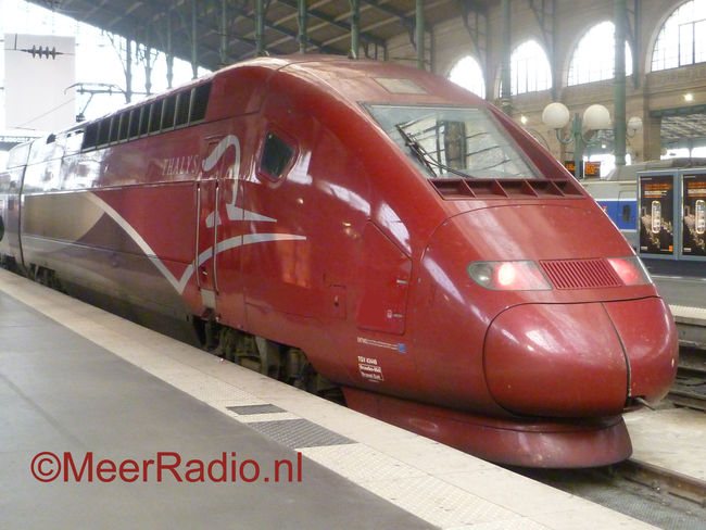 Trein-luchtreizigers moeten Vliegtaks betalen