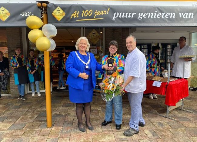 Bakkerij Gorthuis onderscheiden met de gemeentelijke legpenning