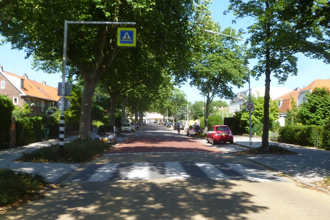 Bus 195 rijdt niet meer over Sloterweg in Badhoevedorp