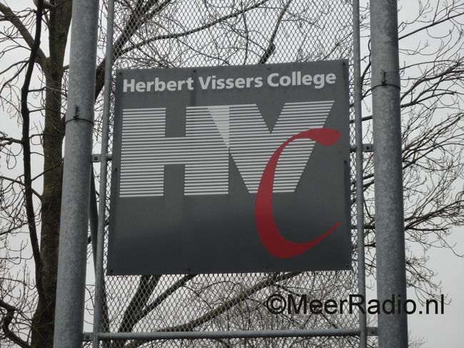 Jongeren bedreigen leerling Herbert Vissers College