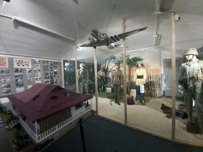 Wethouder opent expositie over De Vergeten Oorlog