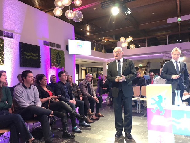 Town hall meeting in Hoofddorp