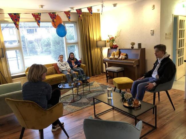 Kinderburgemeester op bezoek bij Adamas Inloophuis