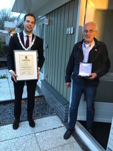 Erespeld voor Ton van Poeteren