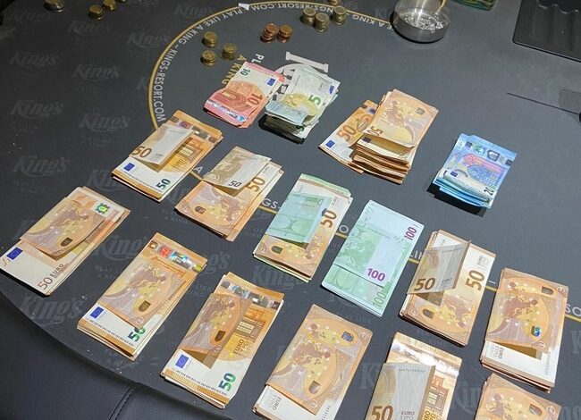 Illegaal pokertoernooi in woning IJweg