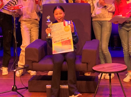 Winnaar voorleeswedstrijd Read2Me