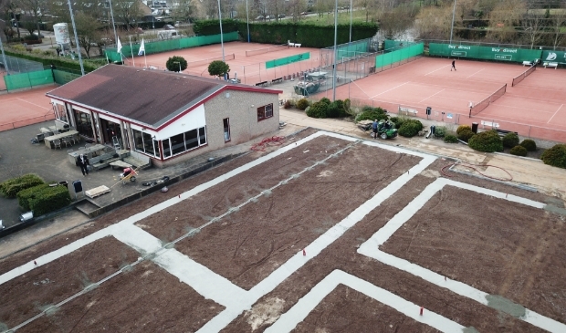 Padelbanen tennisvereniging Zwaanshoek geopend