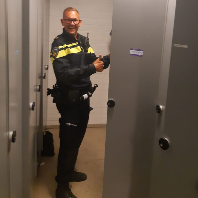 Arjan Schut wijkagent in Hoofddorp-centrum