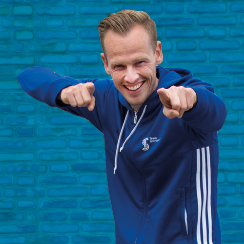 Team Sportservice geeft sportlessen via Facebook-live