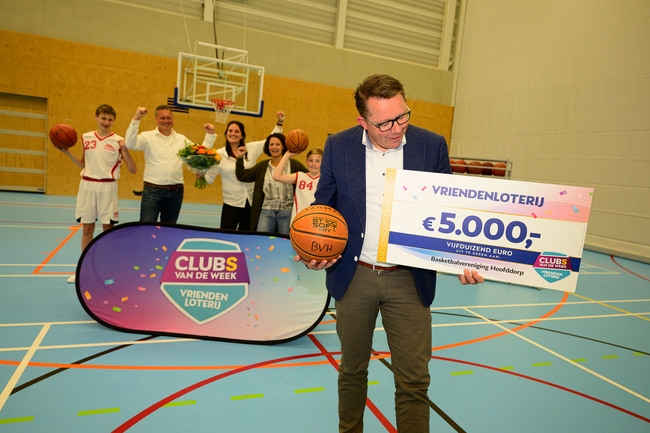 Basketballvereniging Hoofddorp ontvangt 5000 euro