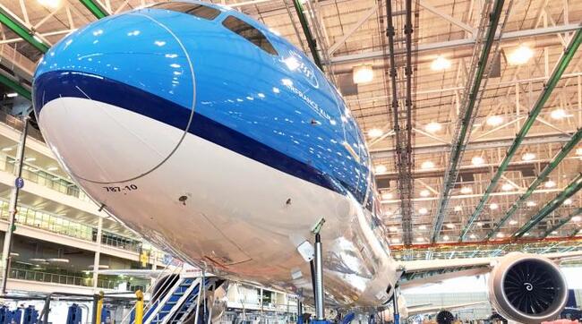 Twintigste Boeing 787 Dreamliner verwelkomt op Schiphol