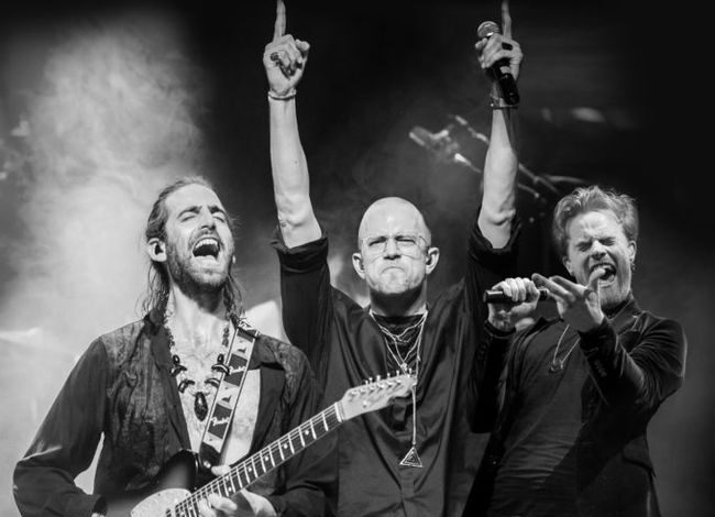 Prince tributeband Beautiful Strangers in De Meerse
