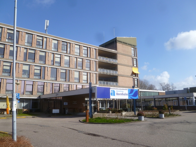 Steffens opent voetpad in wijk Bornholm