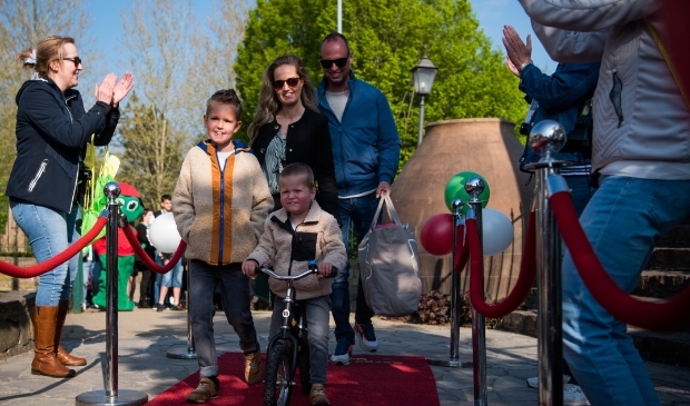 ‘Opkikkerdag’ voor 3-jarige Twan uit Hoofddorp