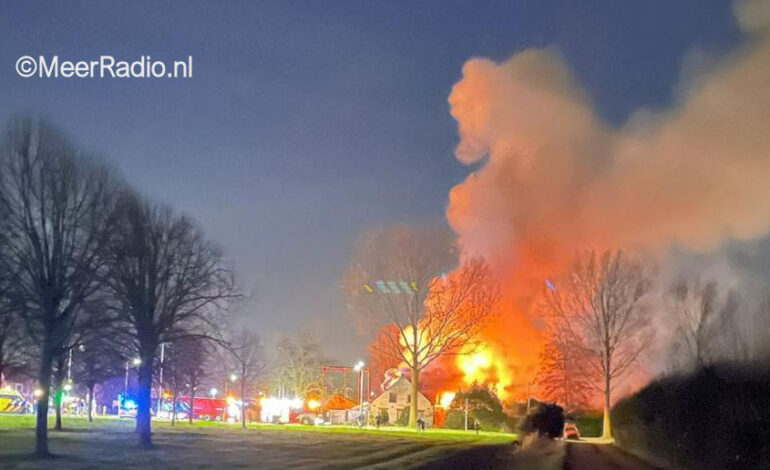 Brand aan de IJweg in Hoofddorp