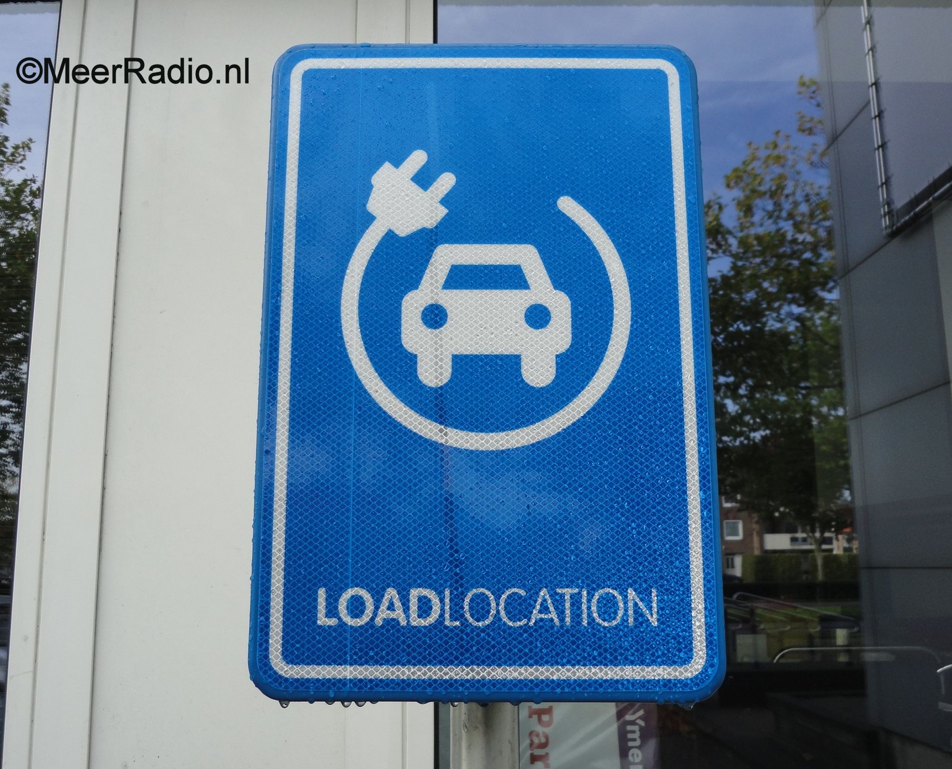 Weinig elektrische auto-oplaadpunten in Haarlemmermeer