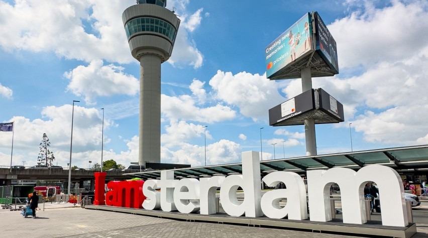 I AMsterdam-slogan weer mooi wit