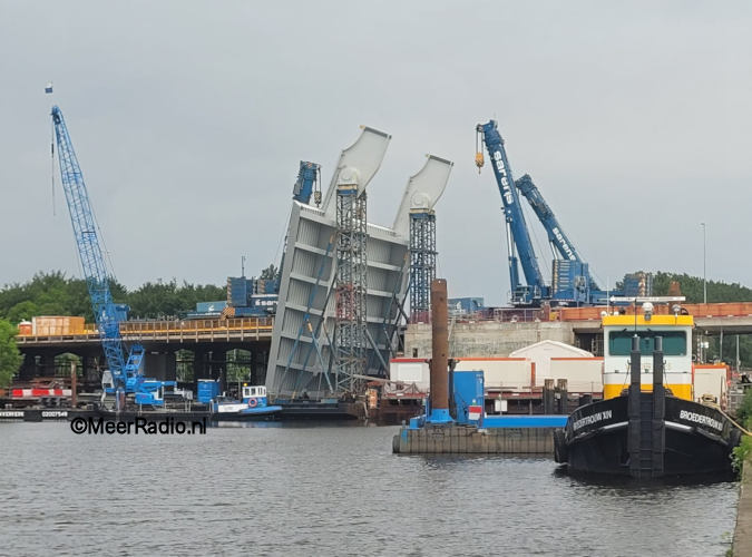 Werkzaamheden aan Schipholbrug vertraagd door wind