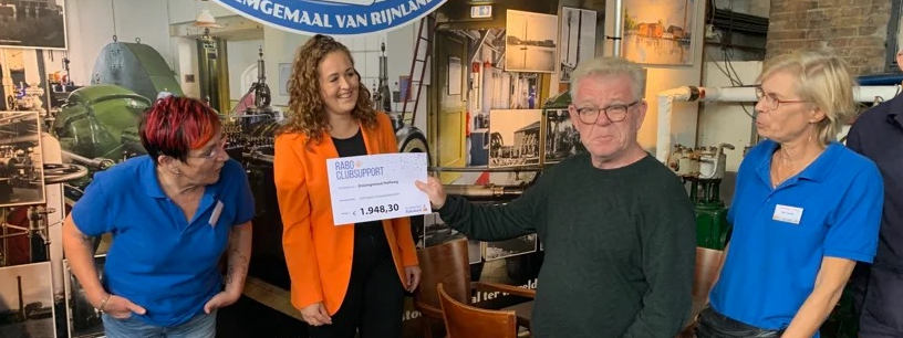 Stoomgemaal Halfweg ontvangt cheque