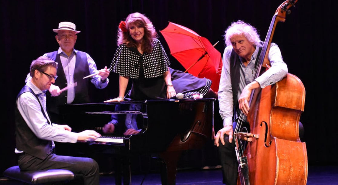 Swingmuziek van Trio van Toen in Nieuw-Vennep