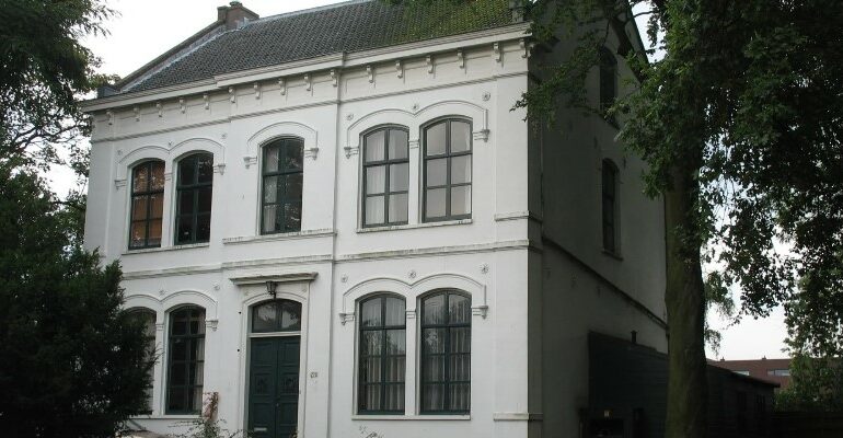 Voormalige pastorie wordt psychologenpraktijk