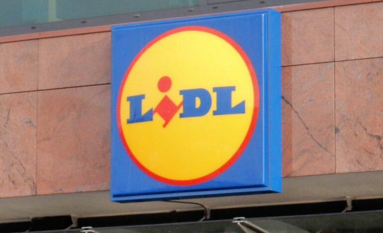 Mogelijke explosie bij Lidl in Badhoevedorp