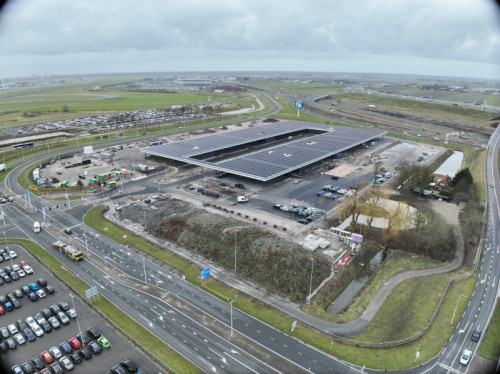 Schiphol opent een van Europa’s grootste autoverhuurlocaties