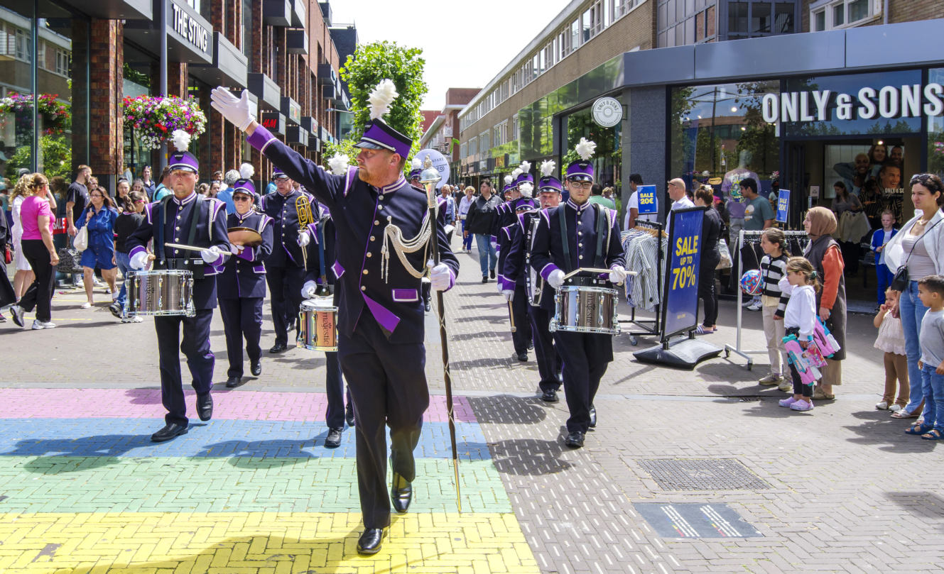 Jaarlijks Fanfare Festival in centrum Hoofddorp