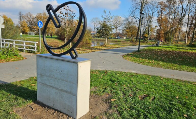 Eerste kunstwerk siert het Groene Lint in Badhoevedorp
