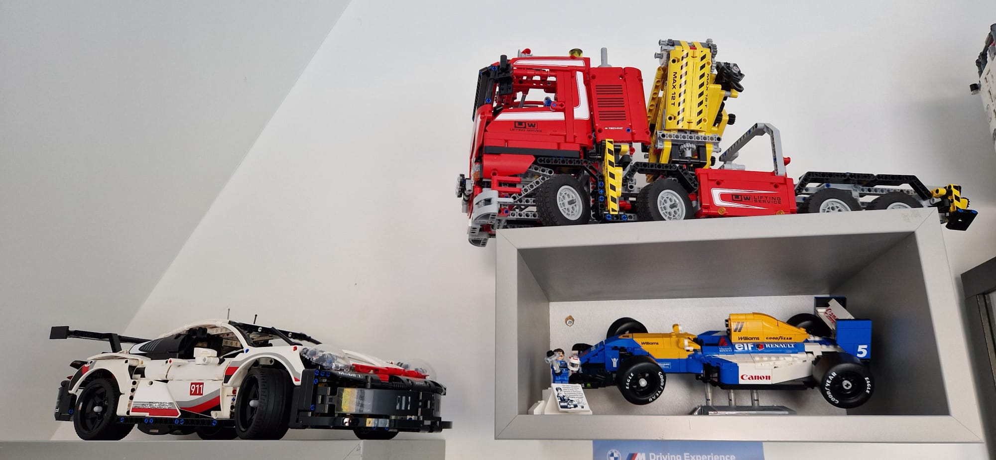 Nieuw-Vennepper toont LEGO-creaties in Vanzantenhal