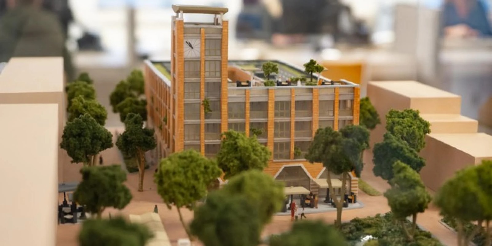 Rechter buigt zich over toekomst Mercator en Marktgebouw