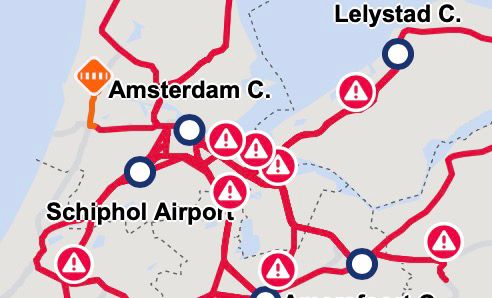 Geen treinverkeer in regio Amsterdam, ook niet naar Schiphol