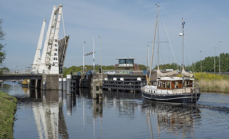 Laatste afsluitingen voor vernieuwde Cruquiusbruggen