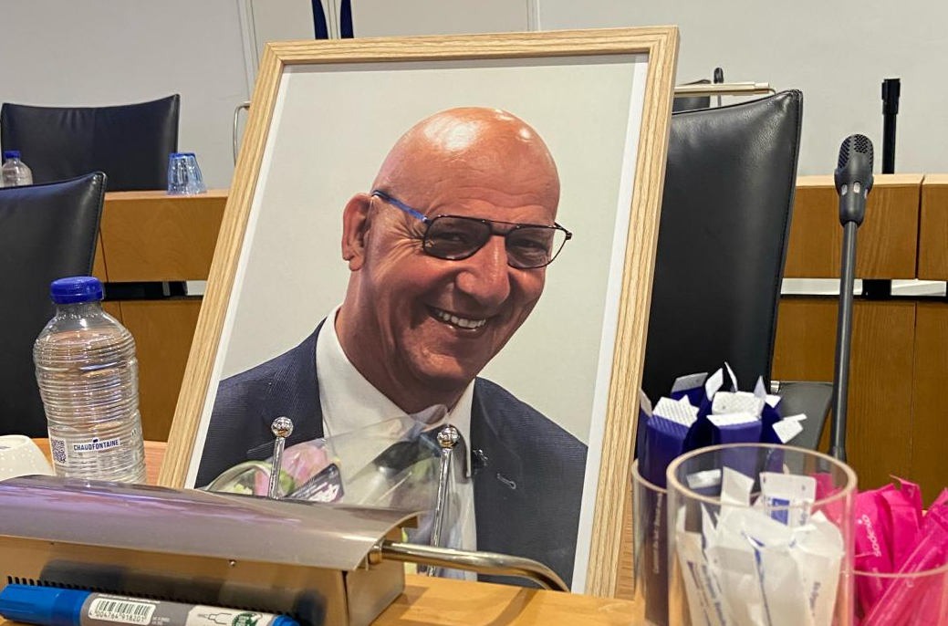 20 raadsleden nemen afscheid tijdens speciale vergadering