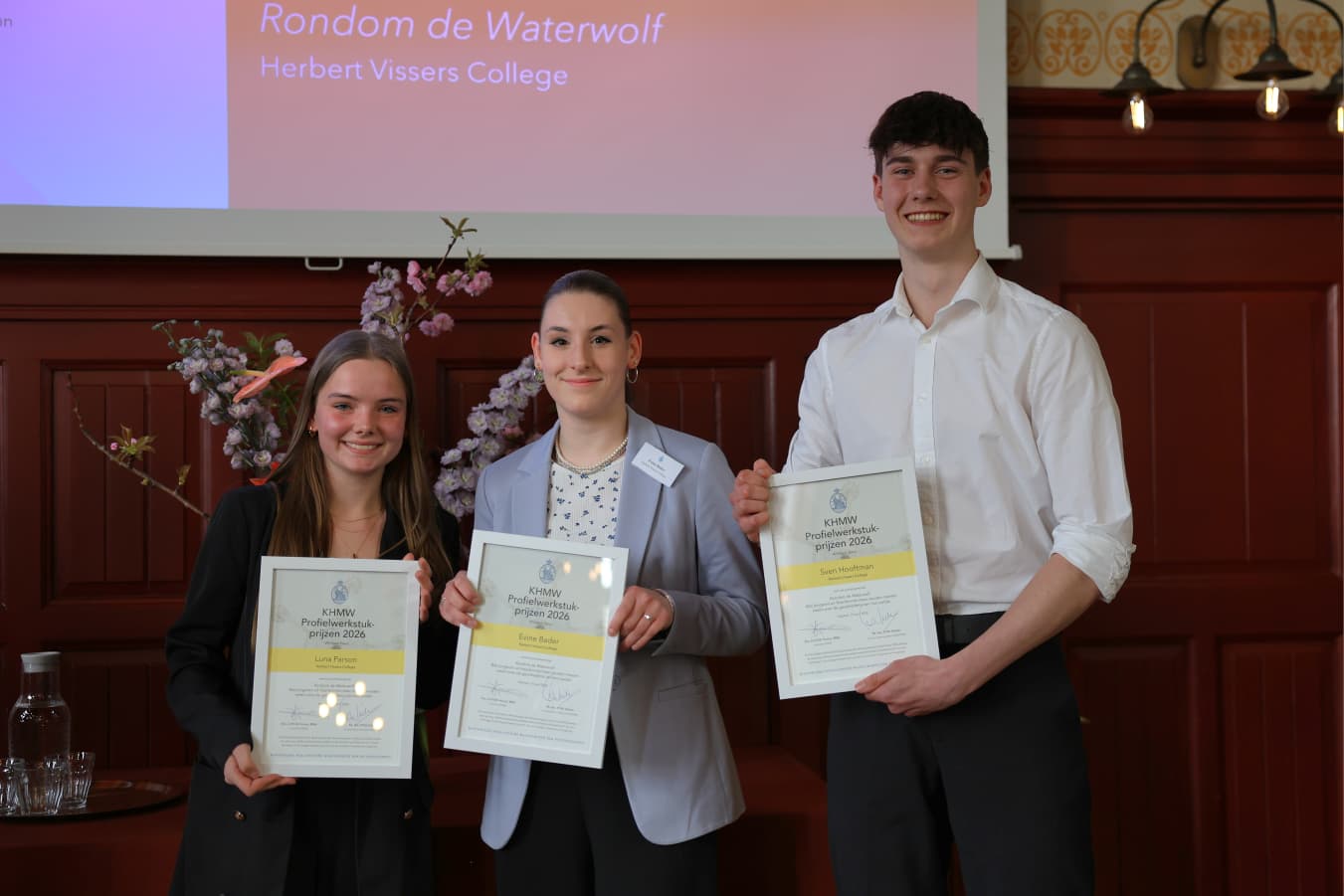 Leerlingen uit Nieuw-Vennep winnen wetenschapsprijs