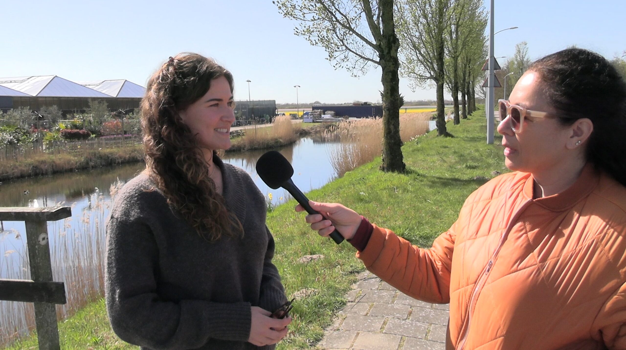 Stelling van de Streek: “Alles over geld deel je met je partner… of toch niet?”