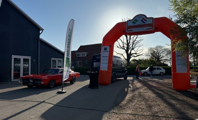 Venniper Koninginnerit opnieuw een groot succes (video)