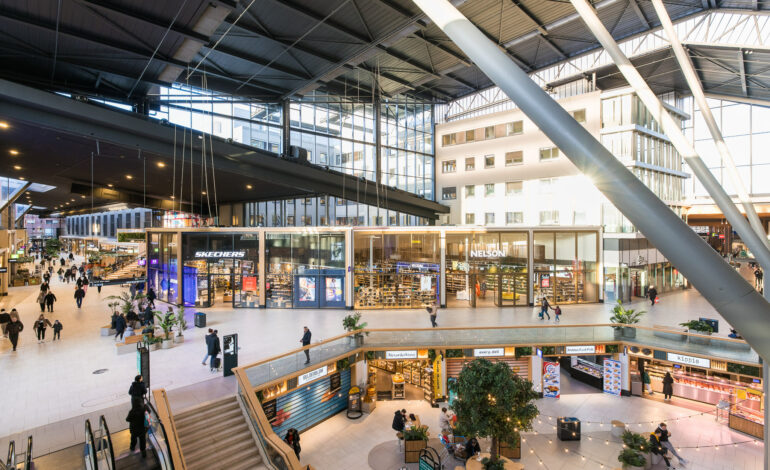 Vier Meren breidt verder uit met nieuwe winkels en services