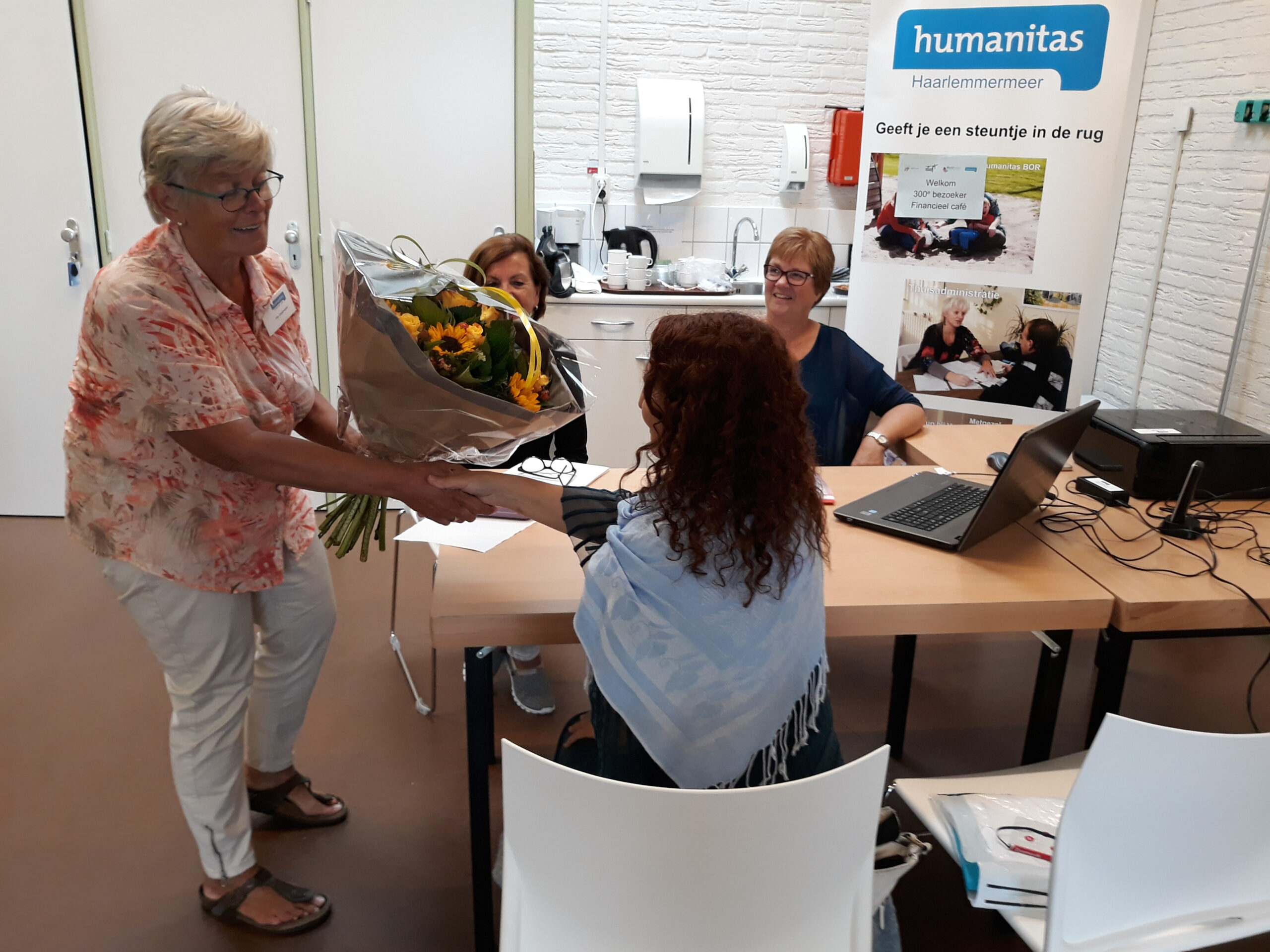 Humanitas zoekt vrijwilligers en hulpvragers voor Metgezel