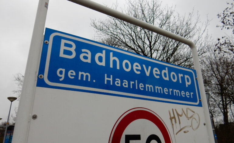 Voorlopig geen parkeermaatregelen in  Badhoevedorp-Noord