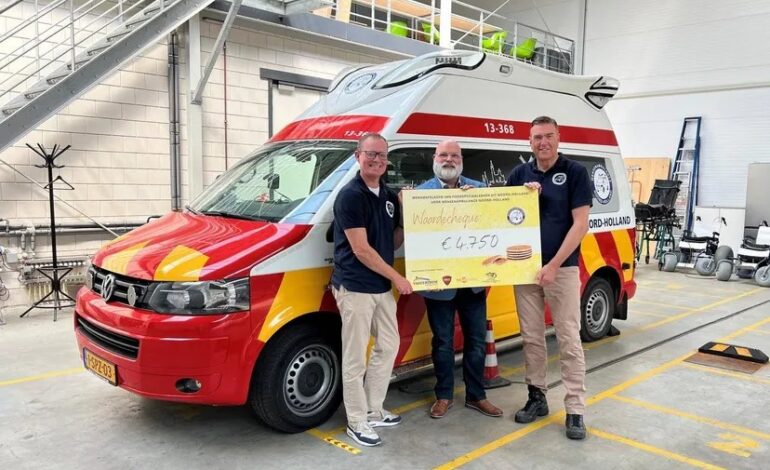Foodspeciaalzaken halen € 4.750 op voor Stichting WensenAmbulance