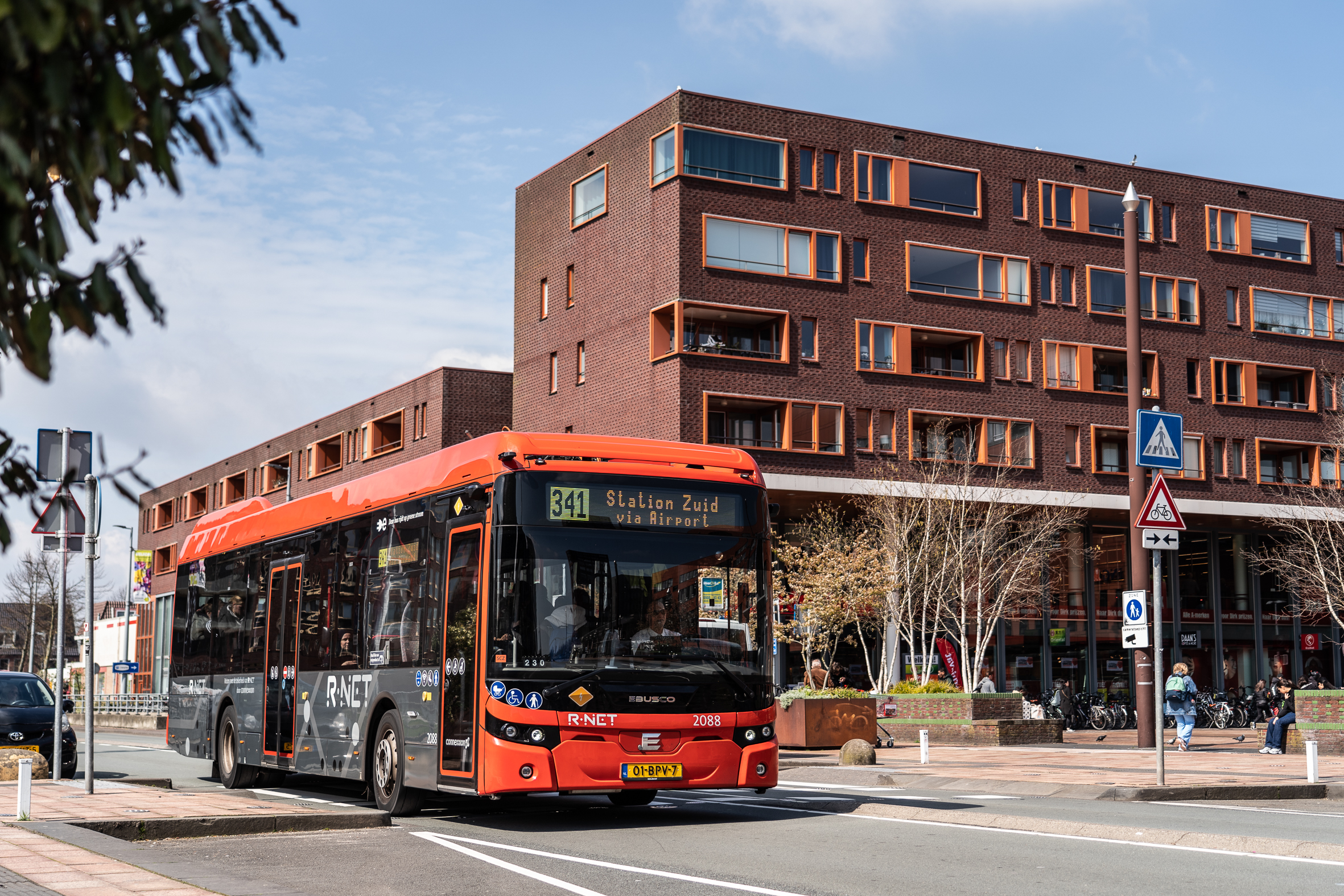 Vervoerregio Amsterdam zet grote stap in de streek: bijna alle bussen straks elektrisch