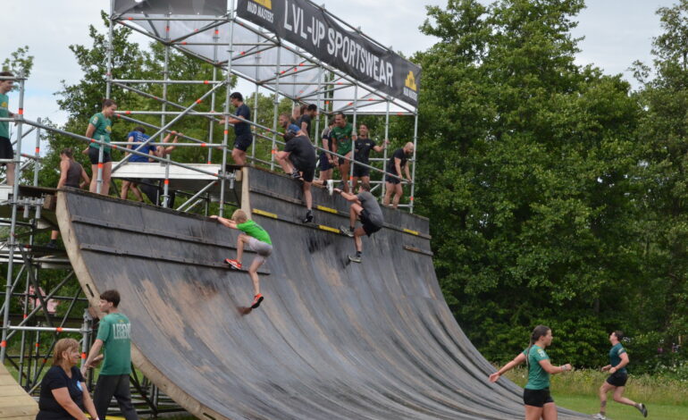 Duizenden bikkels trotseren modder tijdens Mud Masters Haarlemmermeer