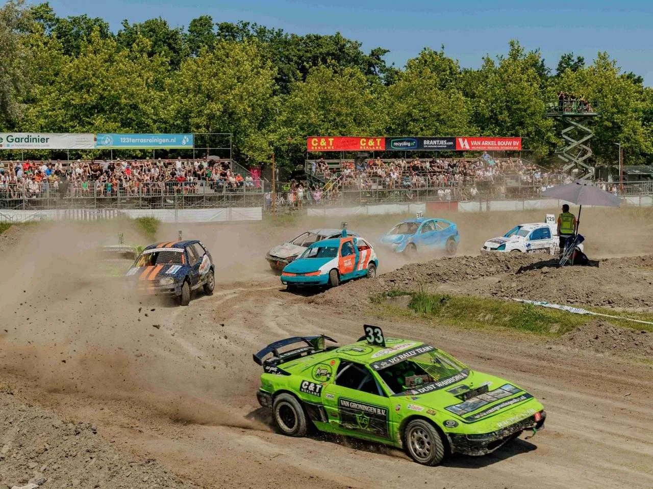 Snelheid, spektakel en plezier tijdens Polder Power Autocross Festival