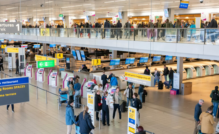 Stakingen Schiphol leveren beveiligers afspraken op over werkdruk en rust