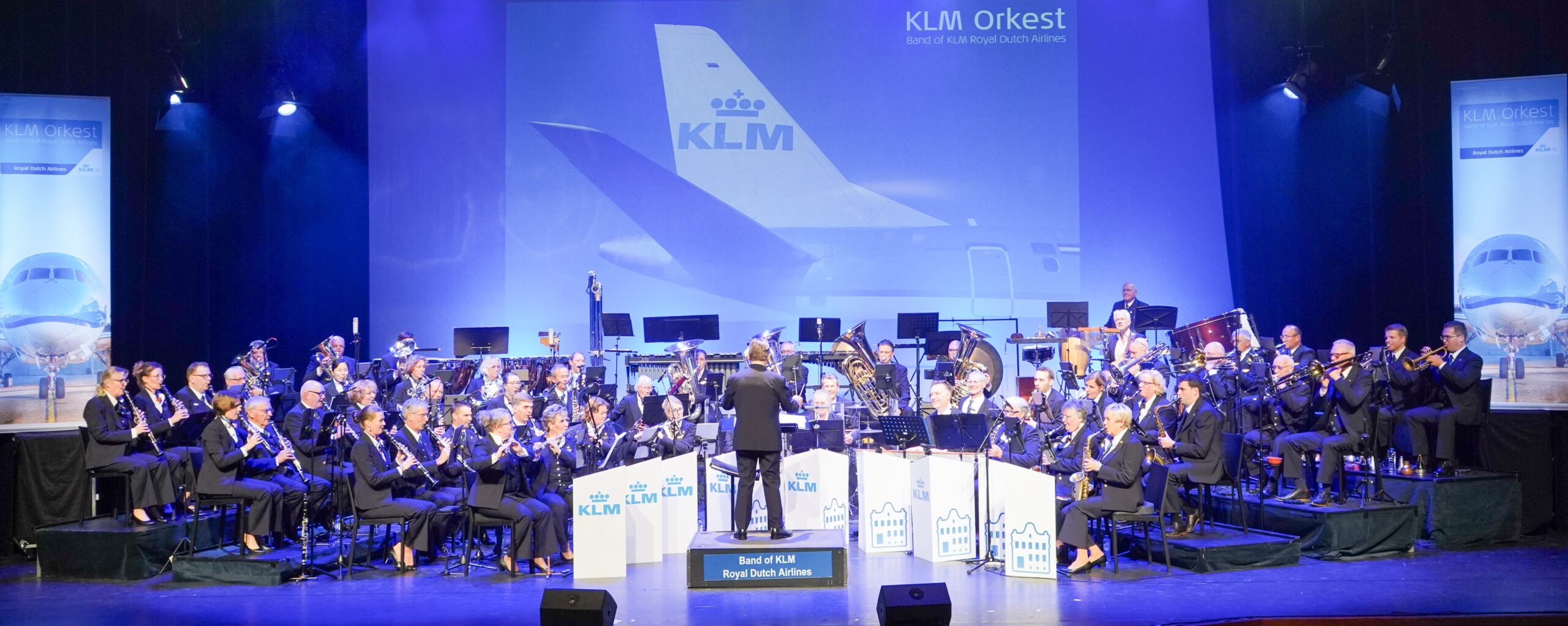 KLM Orkest treedt op in Badhoevedorp