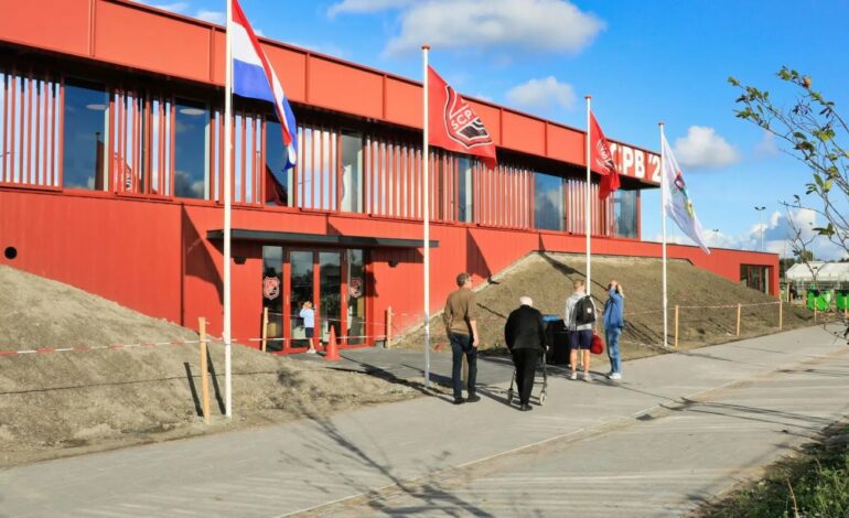 Nieuw sportpark De Veldpost officieel geopend