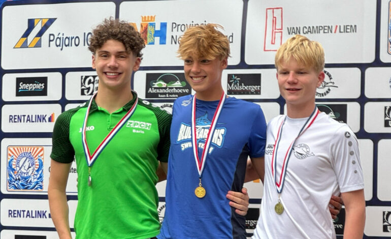 Jeugdzwemmer Baris Tomu wint zilver